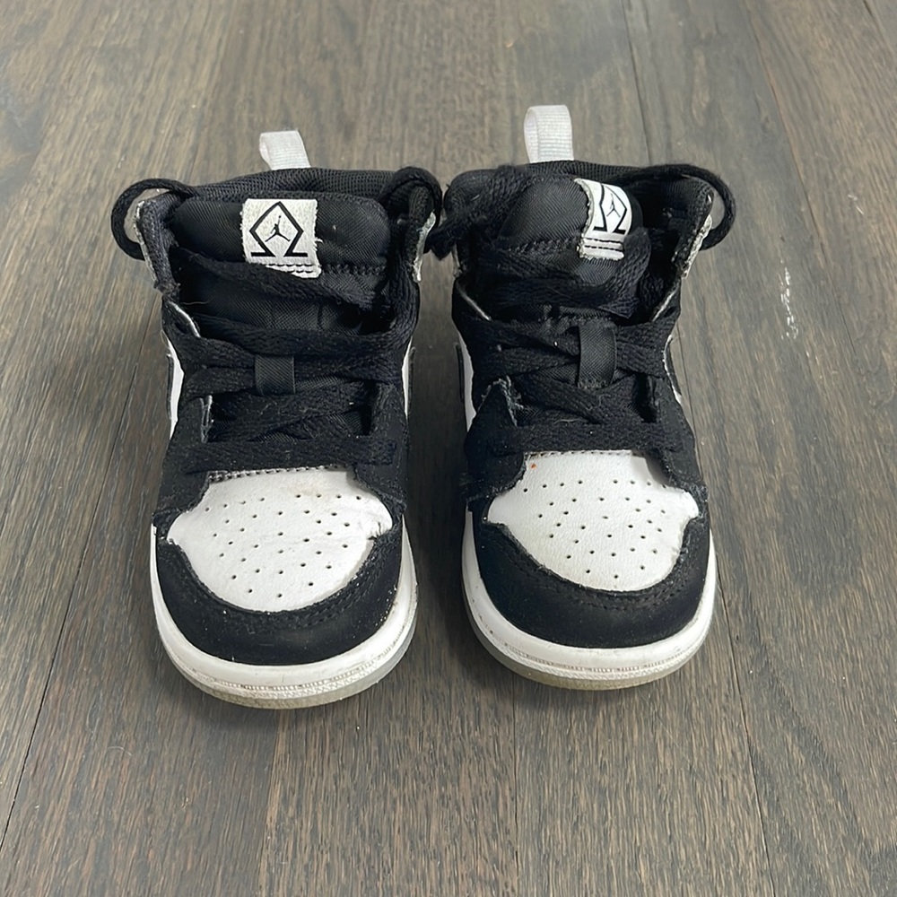 Toddler Jordan 1 Retro